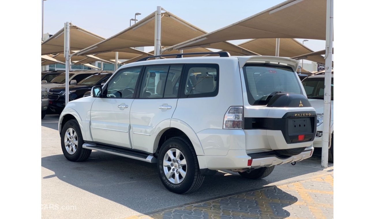 ميتسوبيشي باجيرو Mitsubishi Pajero 2019 V6 3.0L - Sunroof Ref#512