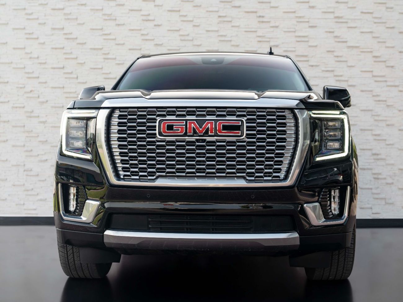 جي أم سي يوكون 6.2 V8 Denali (AWD)
