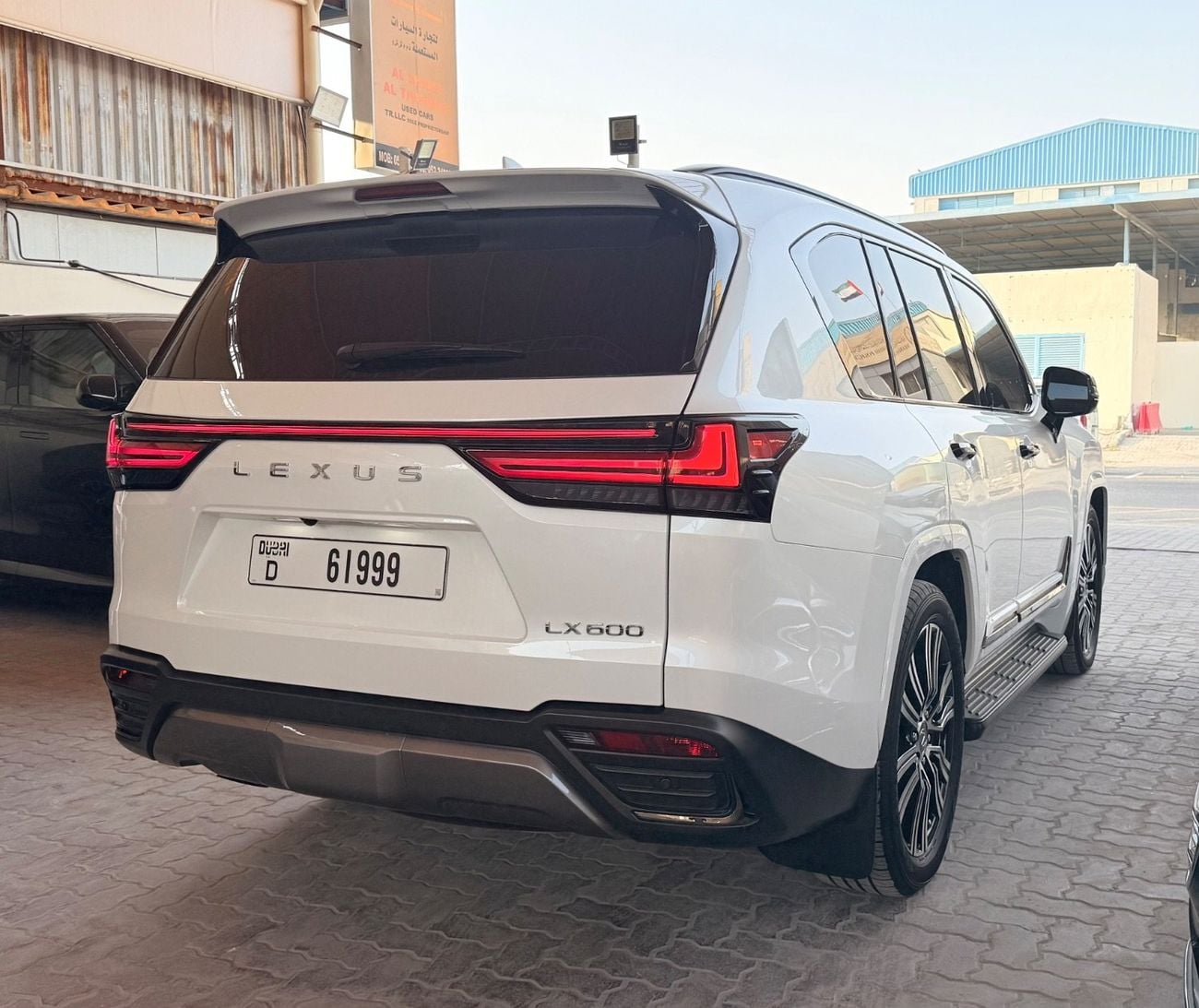 Lexus LX600 SIGNATURE