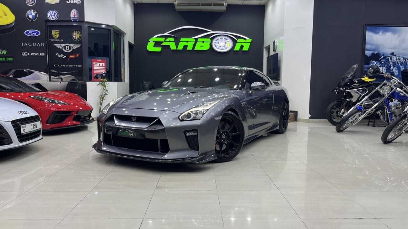 نيسان جي تي ار PREMIUM Nissan GT-R 2017