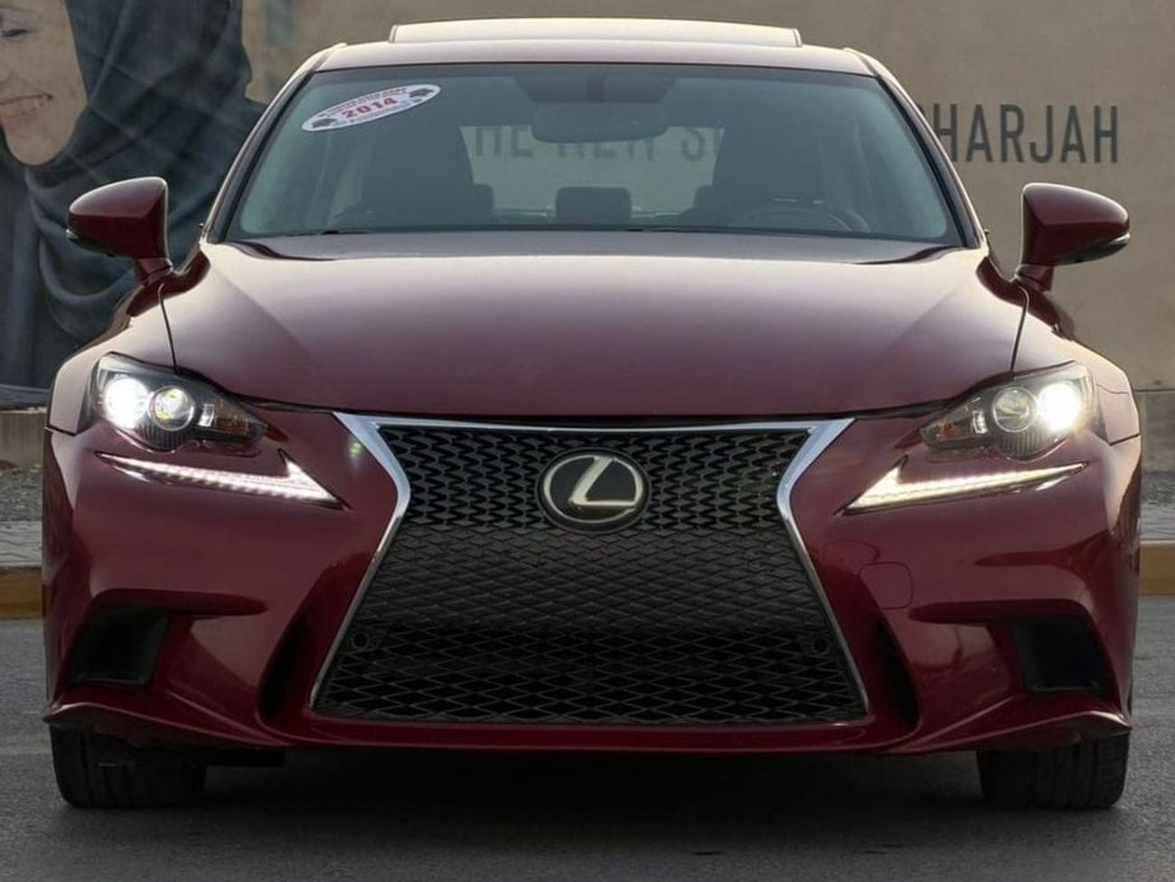 لكزس IS 250 حالة ممتازة ومواصفات فاخرة