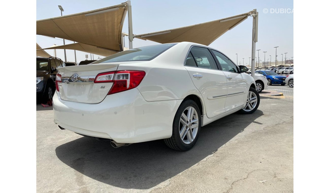 Toyota Camry 2014 SE Ref#188