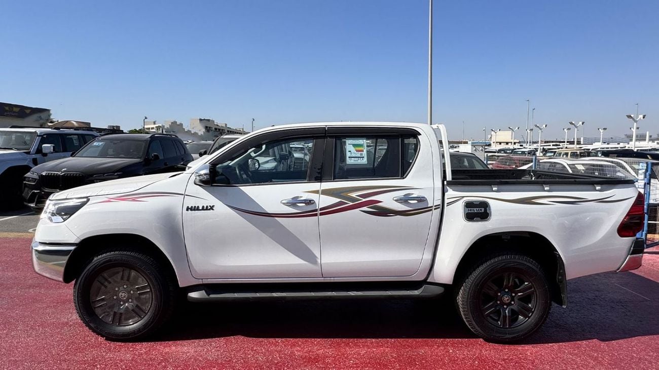 تويوتا هيلوكس TOYOTA HILUX DC 4X4 2.7L M/T FULL PUSH WOOD CRUISE BSM CAM