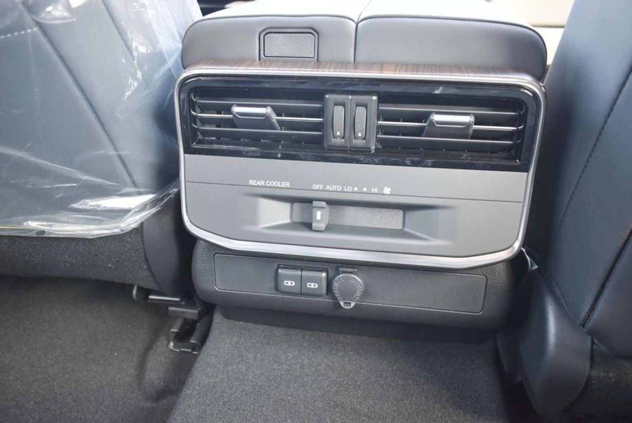 Toyota Land Cruiser TOYOTA LC300 3.3L DIESEL GXR HI 2025 MODEL GCC