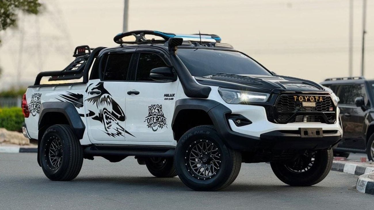 Toyota Hilux 2020 | GR SPORT KIT | DOUBLE CABIN | RHD | 2.8L DIESEL ENGINE | AUTOMATIC TRANSMISSION | 4 X 4 | ROO