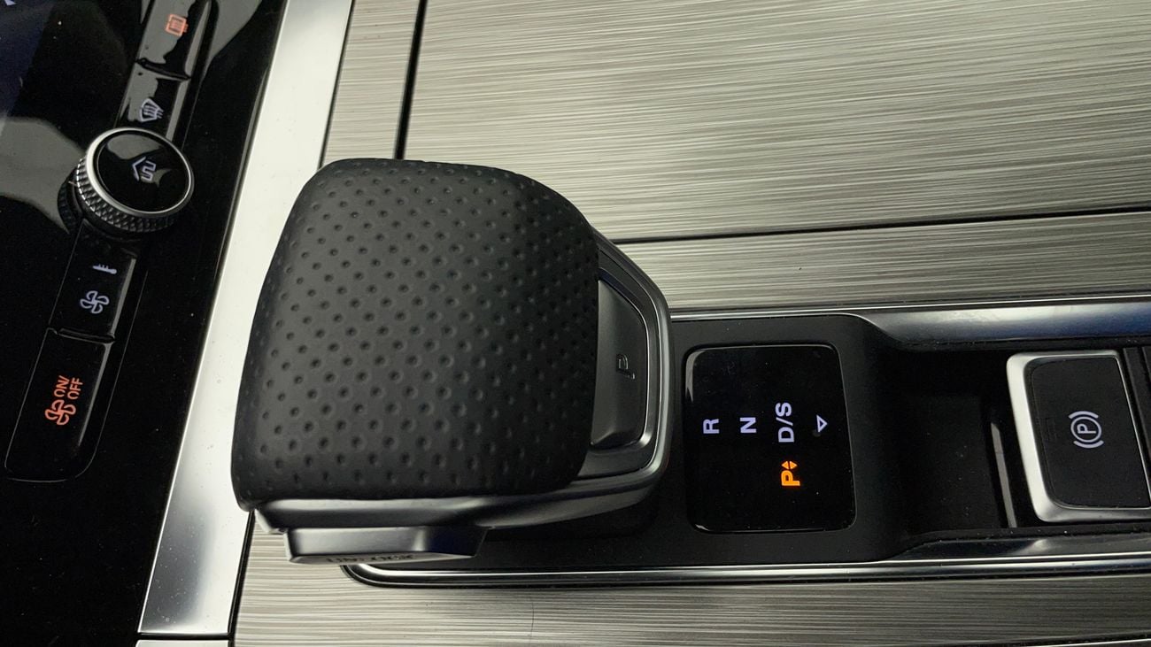 MG RX5 LUXURY 1.5 | Zero Down Payment | Home Test Drive