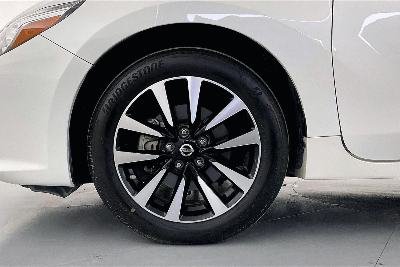 Nissan Altima SV| 1 year free warranty | Exclusive Eid offer