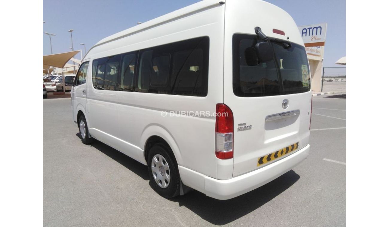Toyota Hiace Toyota haice 2016 hi roof very celen car