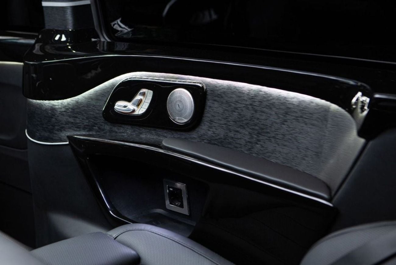 Mercedes Benz V300 AVANTGARDE ERTEX LUXURY DESIGN - PRADA BLACK KNIGHT