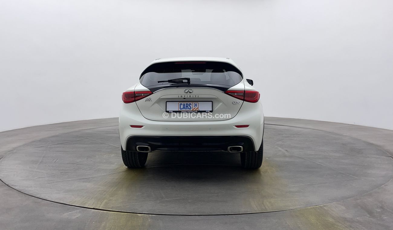 Infiniti Q30 Luxe 1600