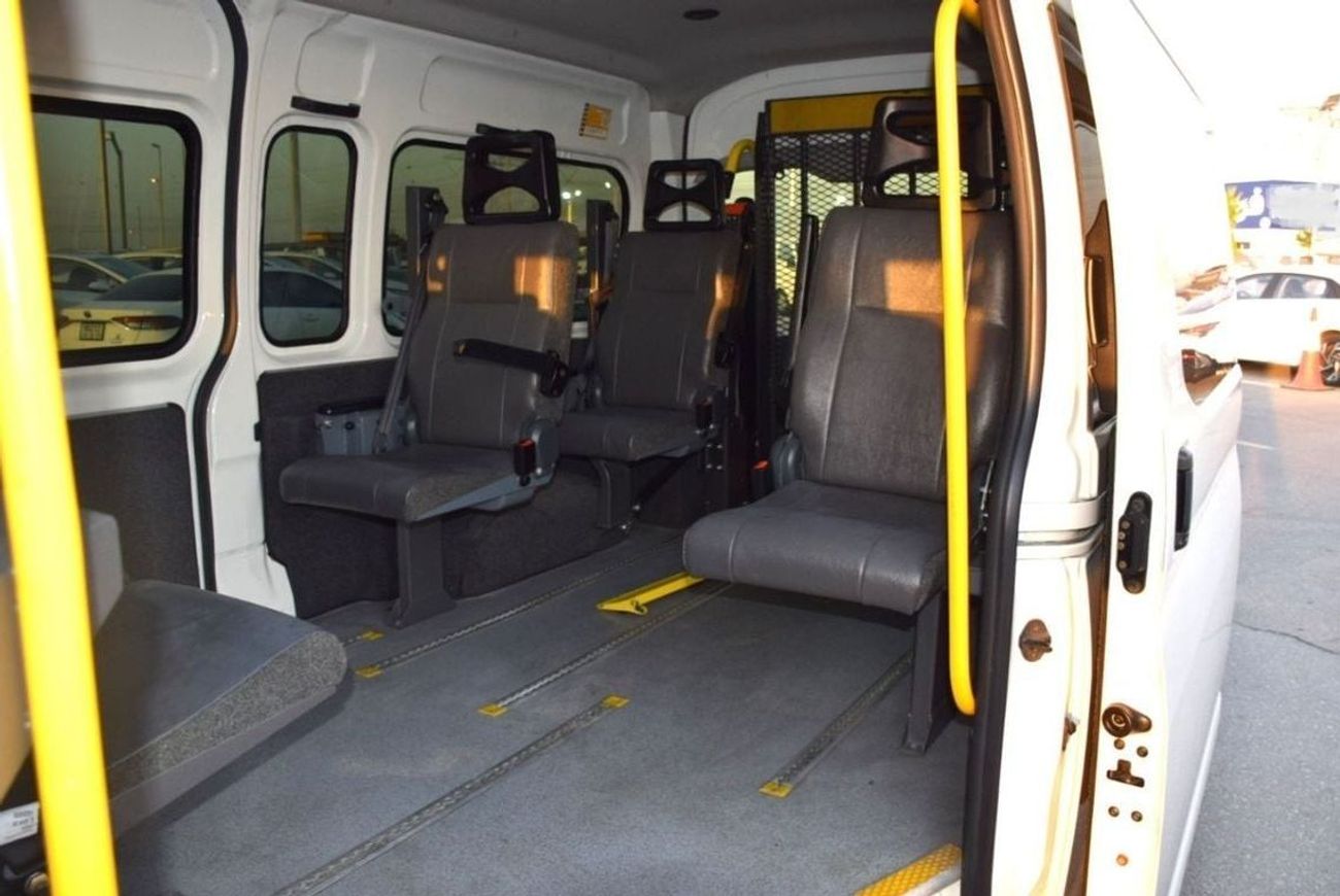 Toyota Hiace Van High Roof