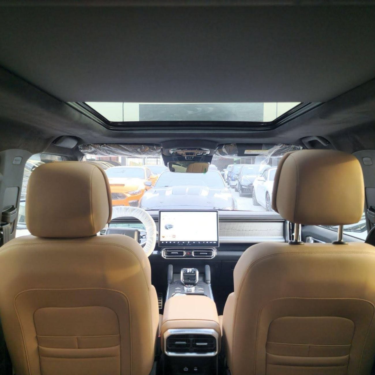 Jetour T2 | Jetour T2 Travel Plus 2025 – Brand New Exterior Color: Premium Pearl Black Interior Color: Premium