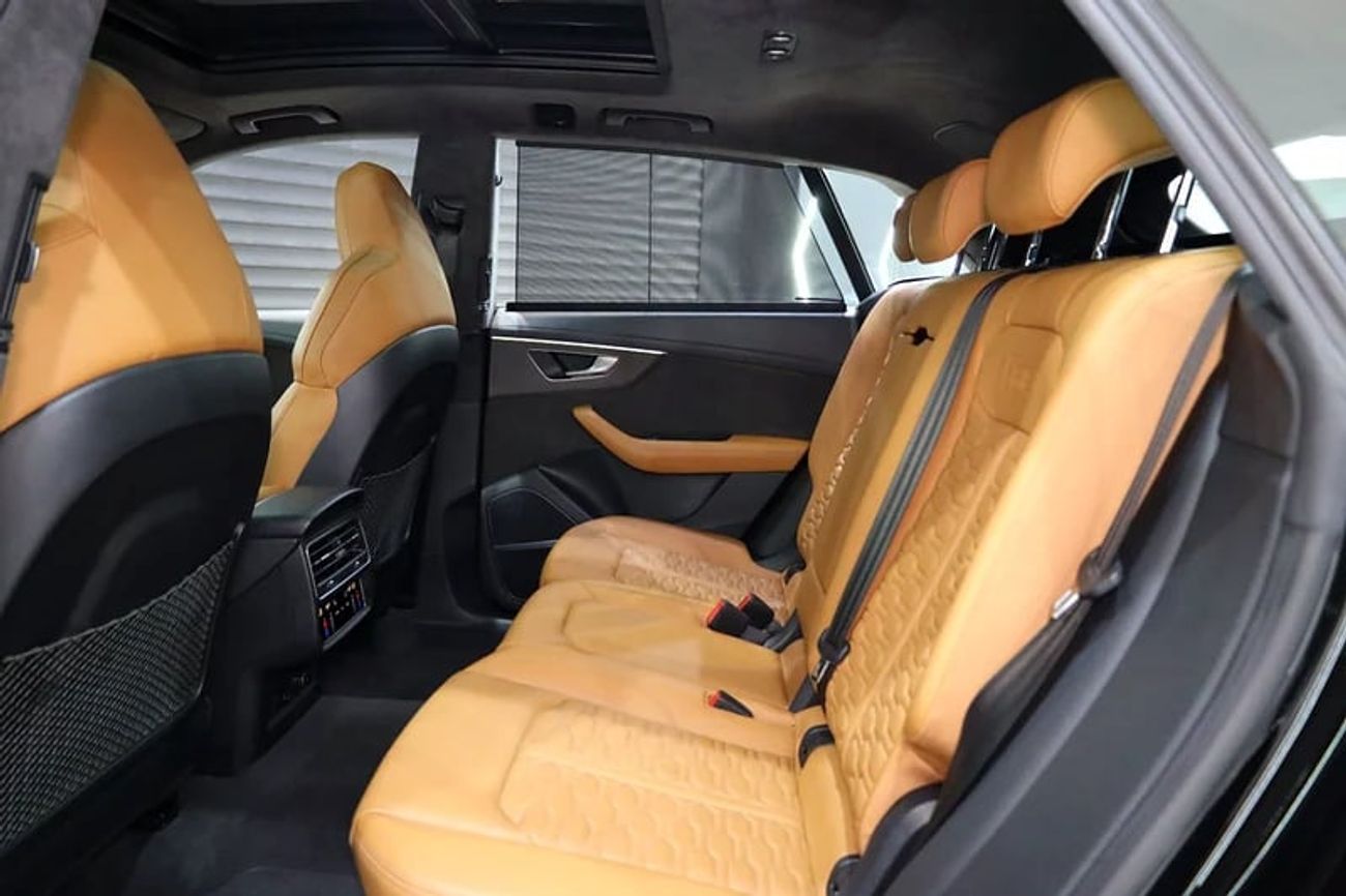 Audi RS Q8 Quattro, Ceramic Brakes, Carbon Fiber Package, Bang N Olufsen Audio, GCC Specs!!