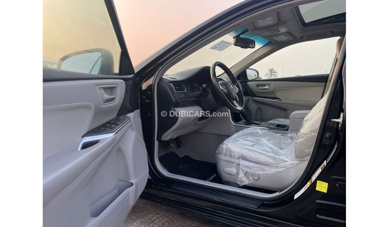 Toyota Camry *Offer*2015 Toyota Camry 2.5L V4- XLE FULL Option