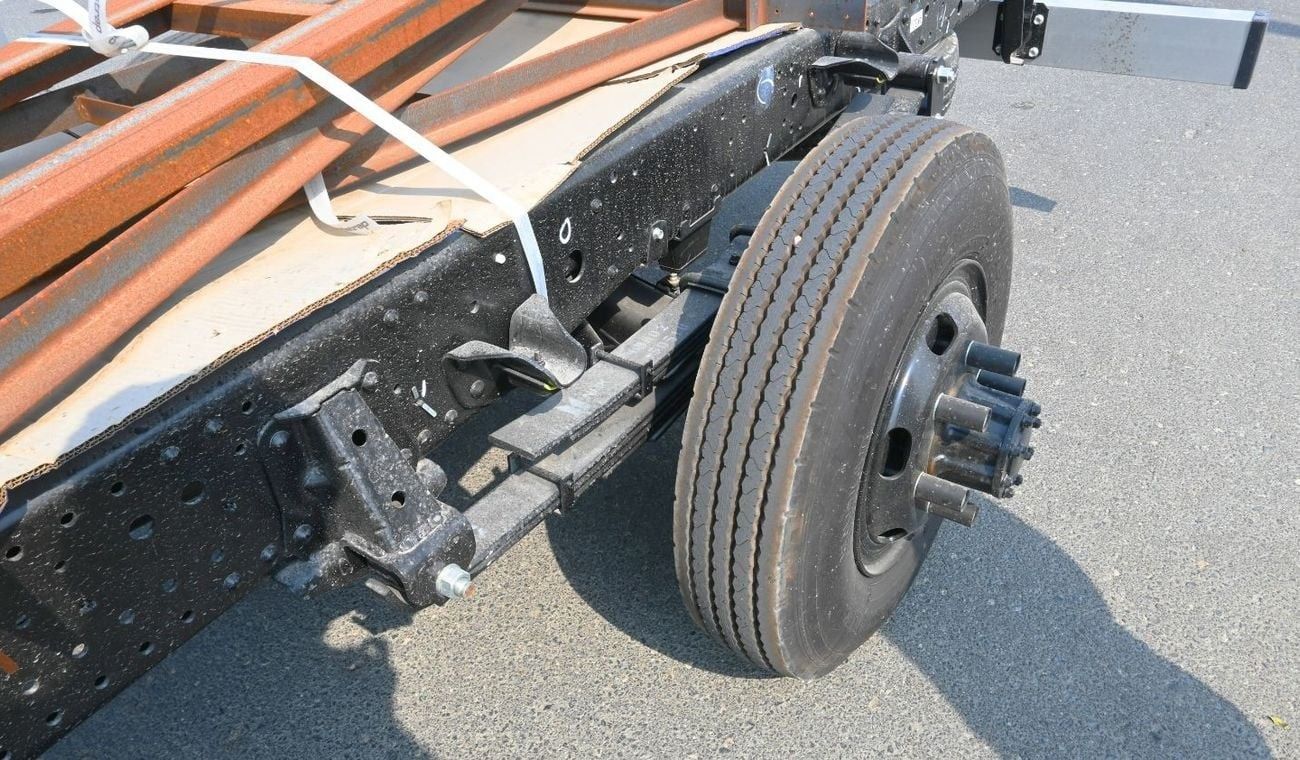 إيسوزو NQR Isuzu Nqr /4,6 diesel engine / short chassis Model 2024