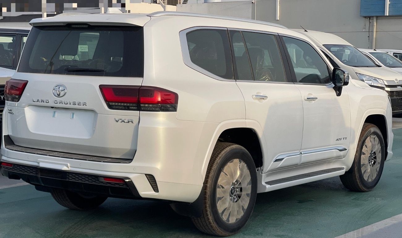 Toyota Land Cruiser VXR 3.5L