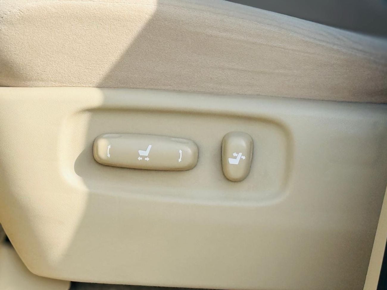 Toyota Land Cruiser GXR