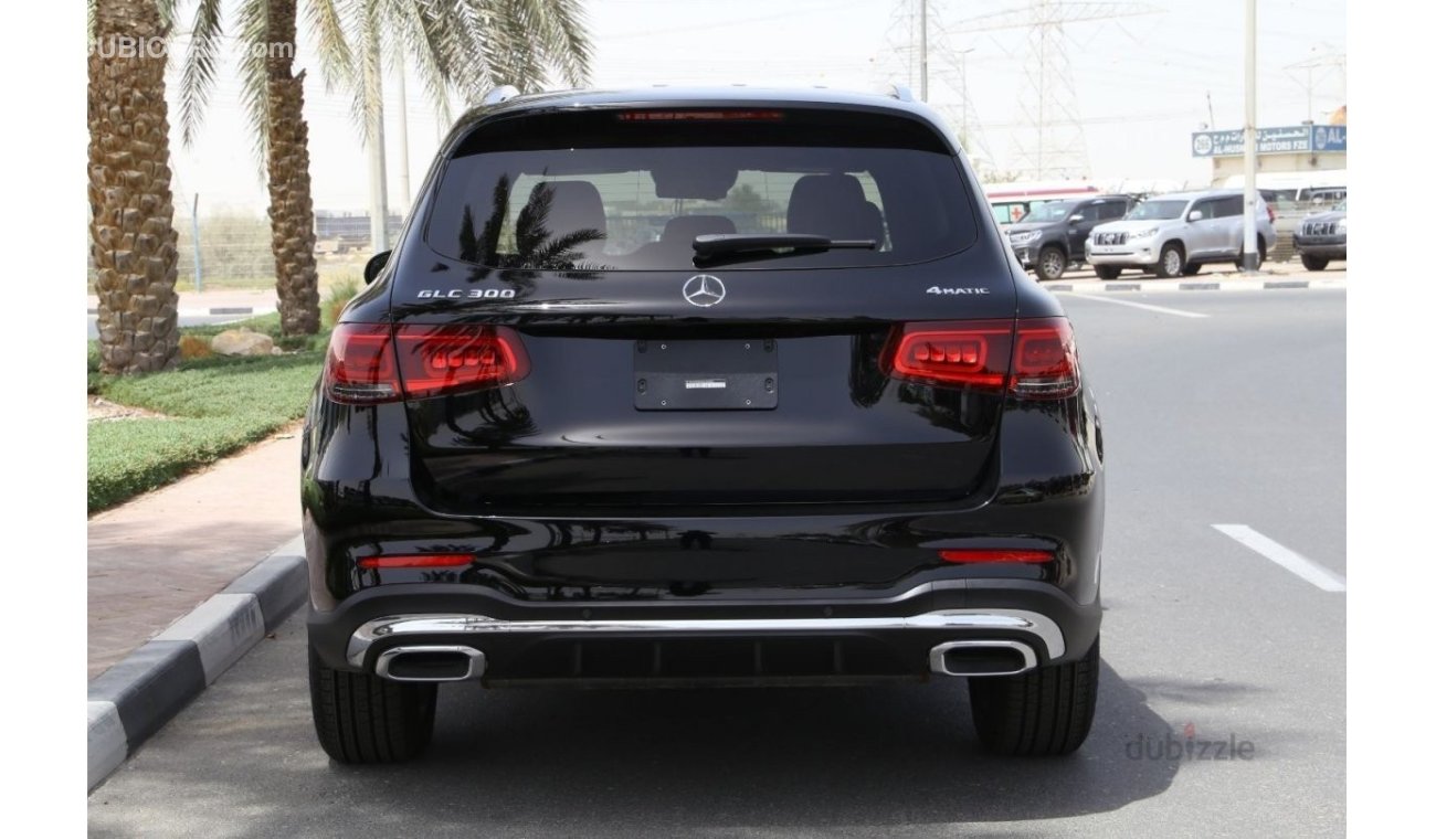 مرسيدس بنز GLC 300 4Matic 2tone interior