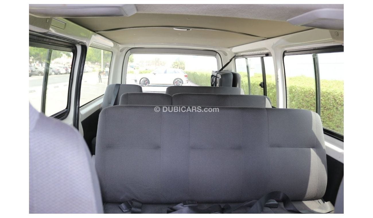 Toyota Hiace GL - Standard Roof TOYOTA HIAC 2013 PETROL 14 PASSENGER