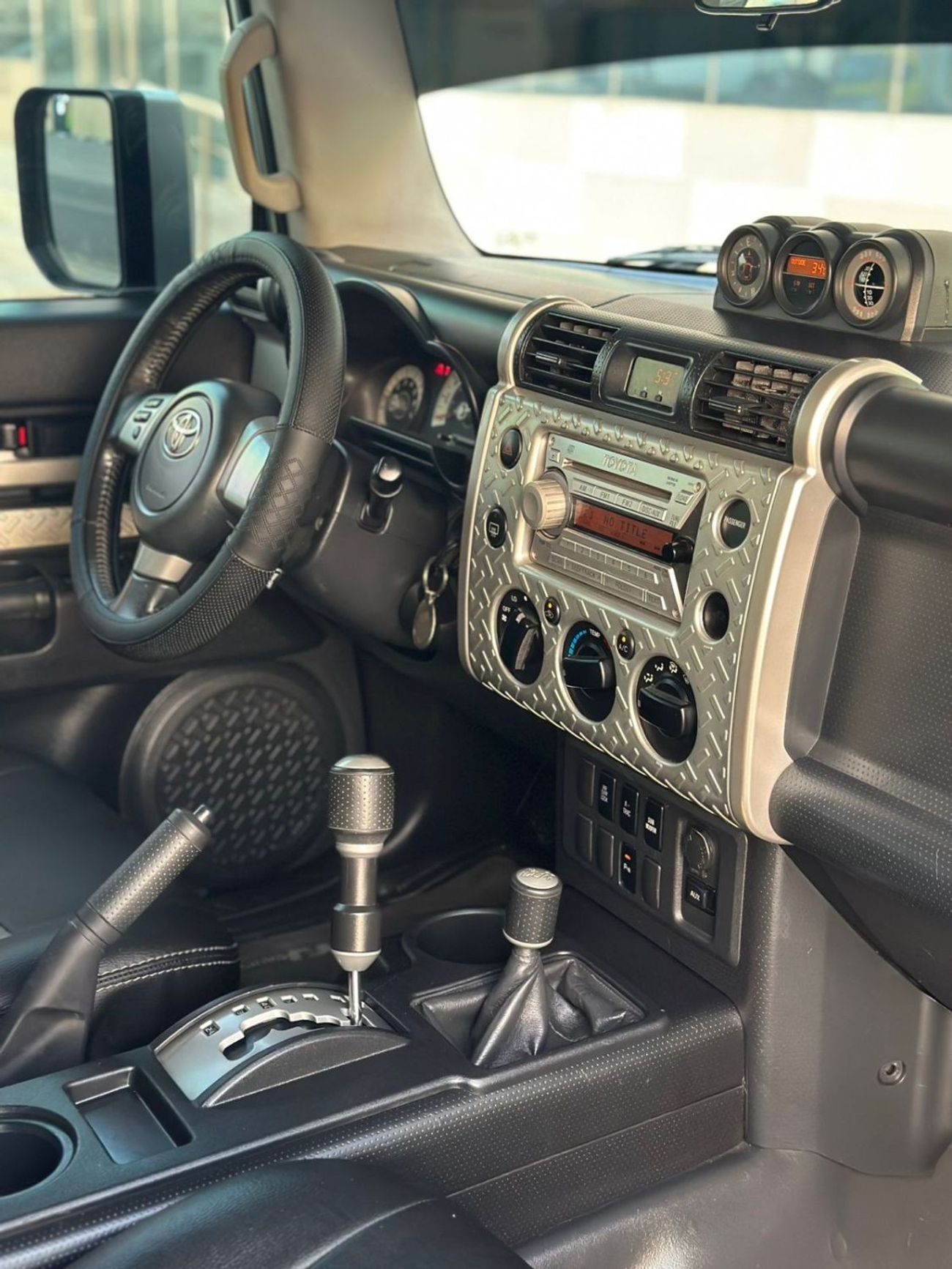 Toyota FJ Cruiser خليجي