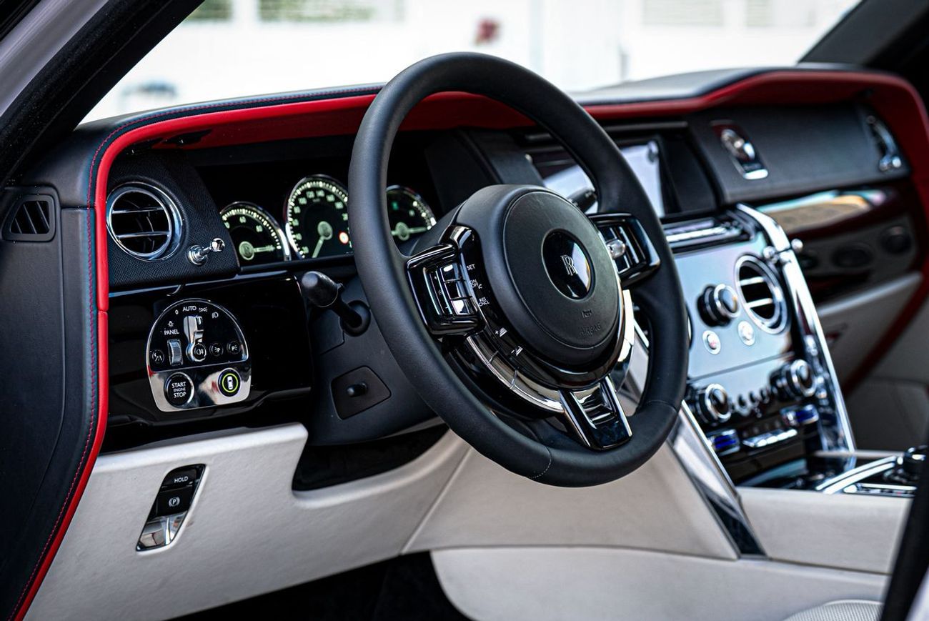 Rolls-Royce Cullinan Blackbadge 2025 Facelift Convert