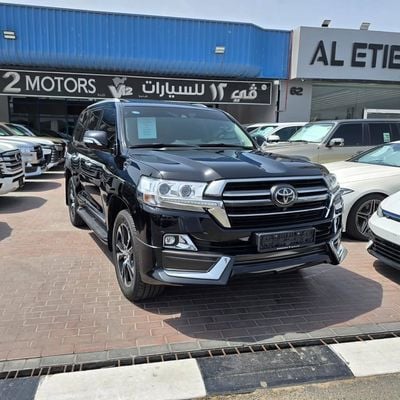 تويوتا لاند كروزر VXR