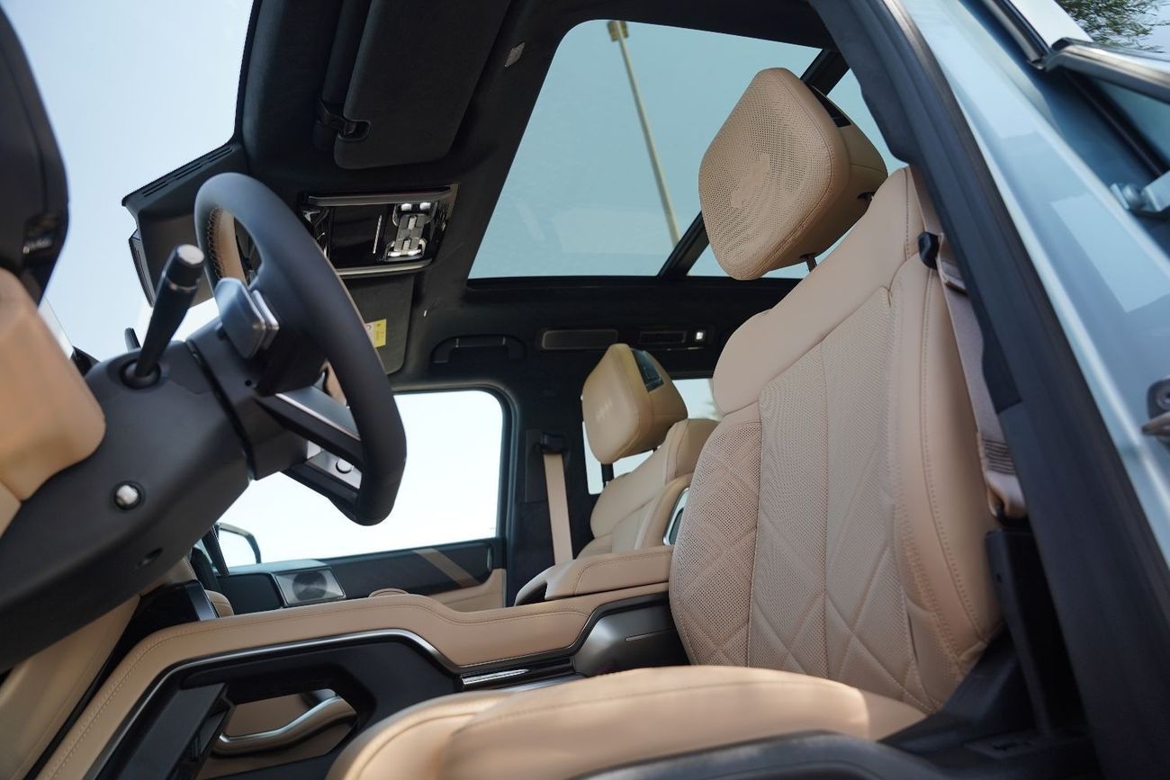 BYD Leopard 8 2025 BYD Leopard 8 Flagship plug in Hybrid 2.0L 7 seater 0KM