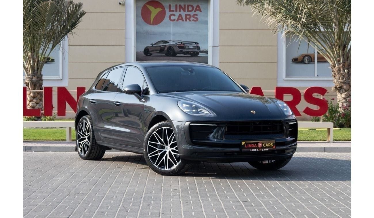 بورش ماكان Std 2.0L (252 HP) Porsche Macan 2023 GCC under Agency Warranty and Service Contract with Flexible Do