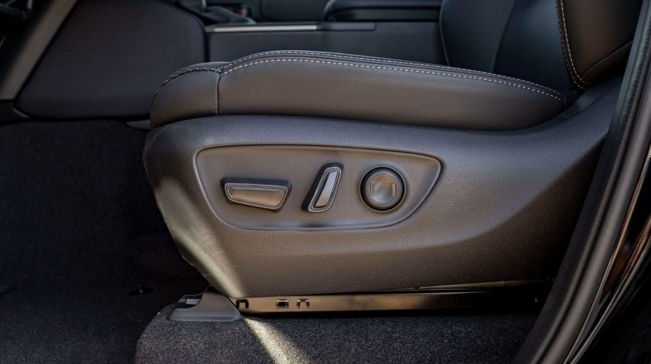 تويوتا برادو Adventure Dual Tone 2.4T Toyota Prado Adventure 2.4L Petrol MY2024