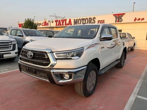 Toyota Hilux TOYOTA HILUX SR5 2.7L MT WITH PUSH START WHITE 2025