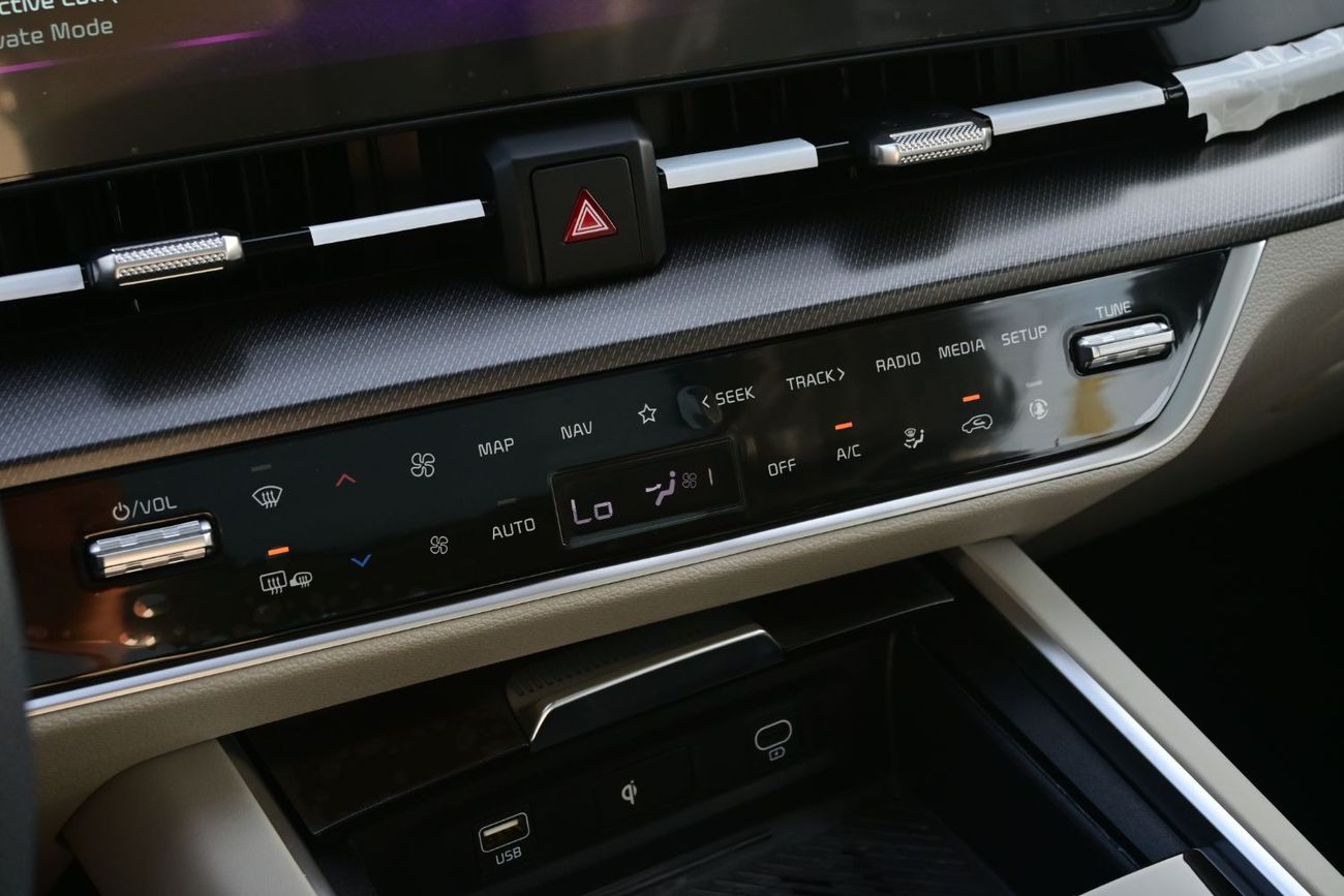 Kia Sportage Kia Sportage 2.0L Hybrid, Color Black, Model 2025