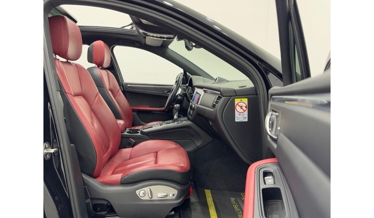 Porsche Macan Std 2.0L (260 HP) 2021 Porsche Macan, June 2026 Porsche Warranty + Service Pack, Sport Chrono Packag