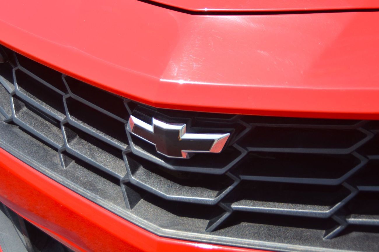 Chevrolet Camaro i4 2.0L