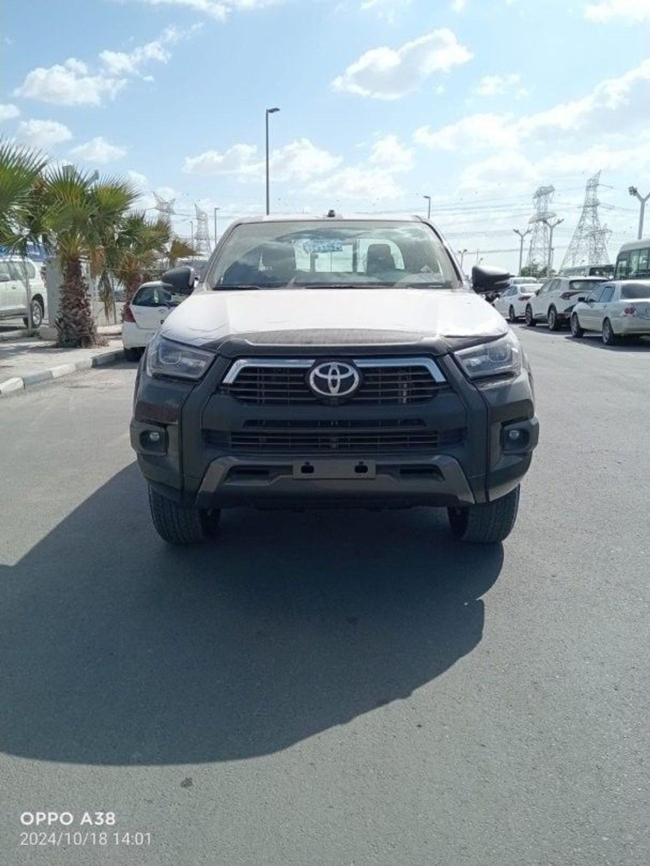 تويوتا هيلوكس Toyota Hilux adventure  4.0 L Automatic