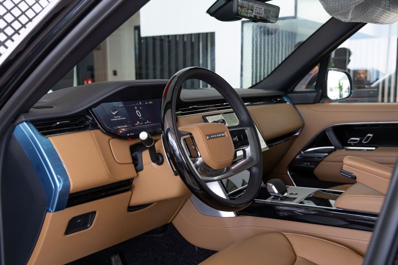 Land Rover Range Rover Range Rover Vogue Autobiography P400 | AWD | V6 | 2026 | GCC Specs