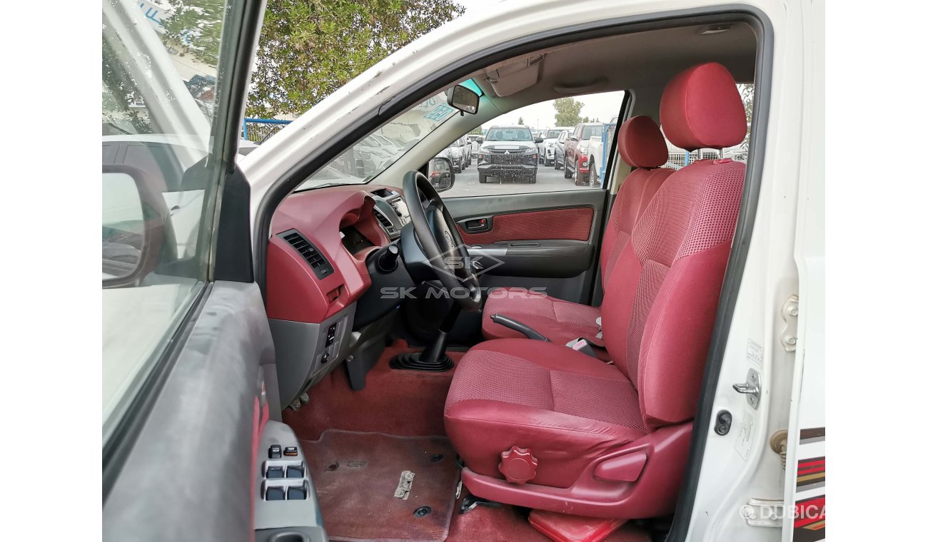 تويوتا هيلوكس 2.7L Petrol, M/T, Power Windows (LOT # 6430)