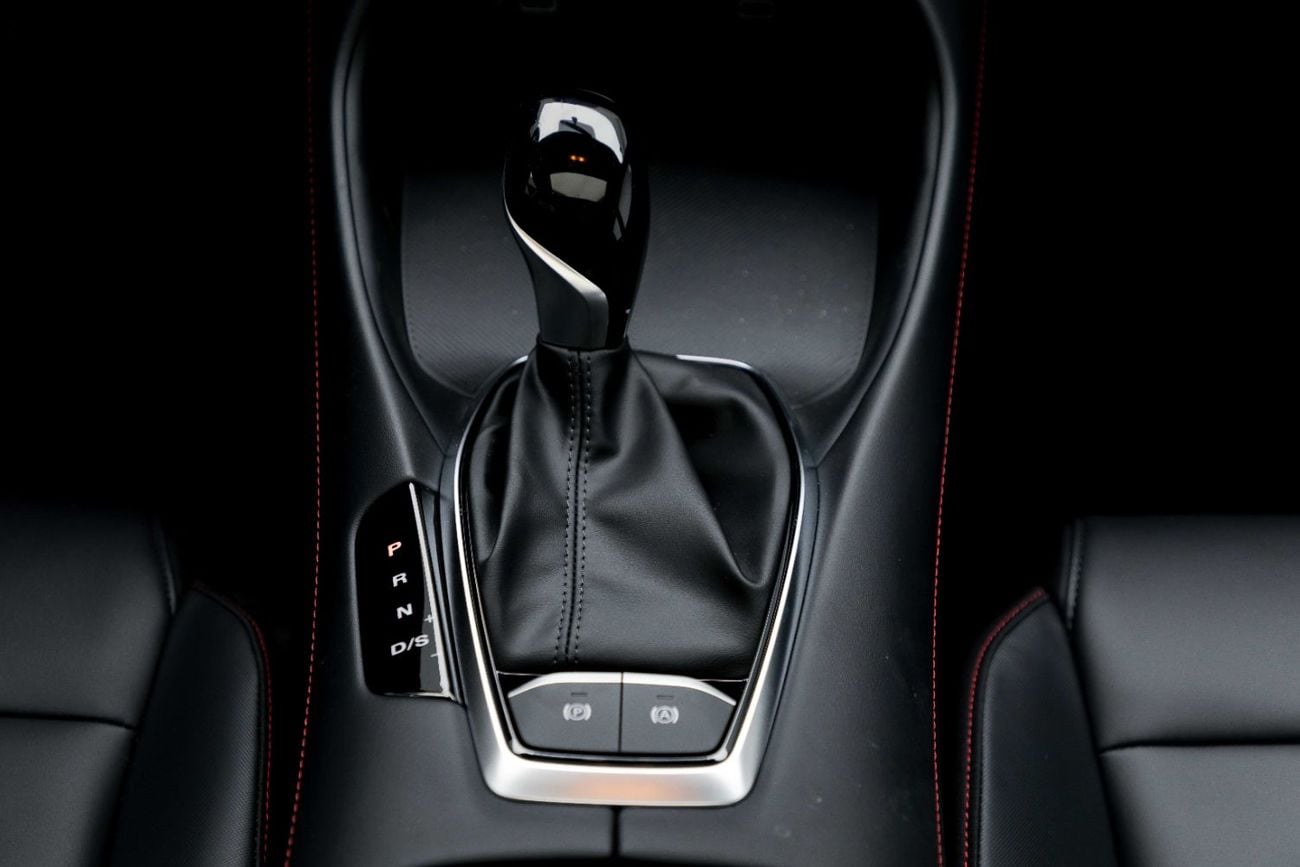 MG 5 LUXURY 1.5L - WHITE INSIDE BLACK | EXPORT ONLY