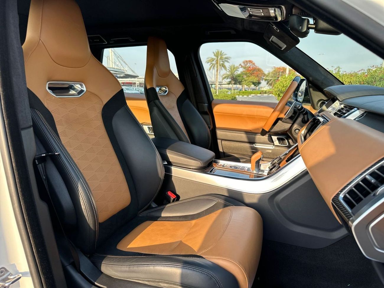 Land Rover Range Rover Sport RANGE ROVER SVR MODEL 2018 KILOMETERS 78000 GCC Counter service at Al Tayer Agency until 2028