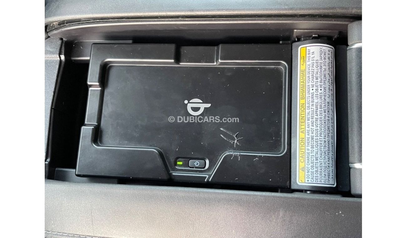 Toyota Highlander 2022 TOYOTA HIGHLANDER XLE 4x4 IMPORTED FROM USA