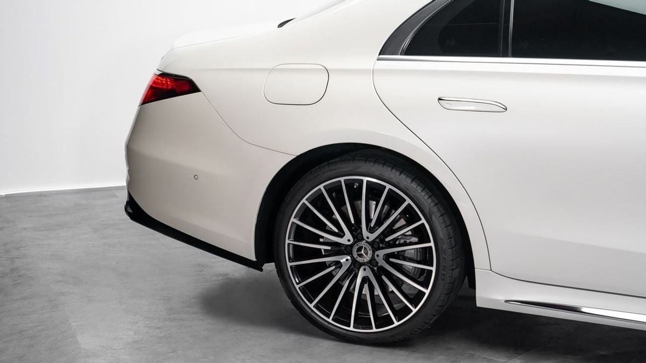 Mercedes-Benz S 580 4MATIC - 2022 - GCC Specs - Under Warranty and Service Contract