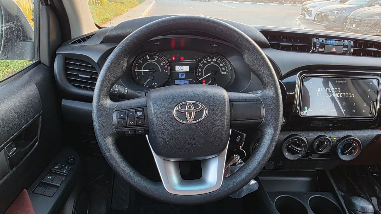 Toyota Hilux 2026 TOYOTA HILUX D/C 2.4L A/T WHITE (DLX WITH POWER WINDOWS)