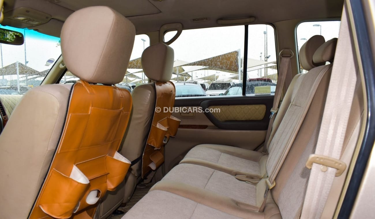 Toyota Land Cruiser GXR. V6