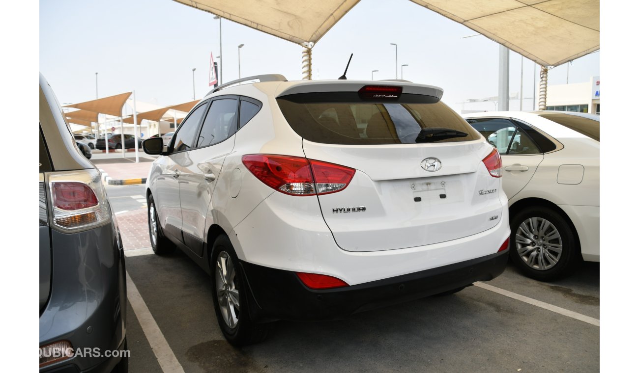 Hyundai Tucson 2014 WHITE GCC PANORAMA NO PAIN NO ACCIDENT PERFECT