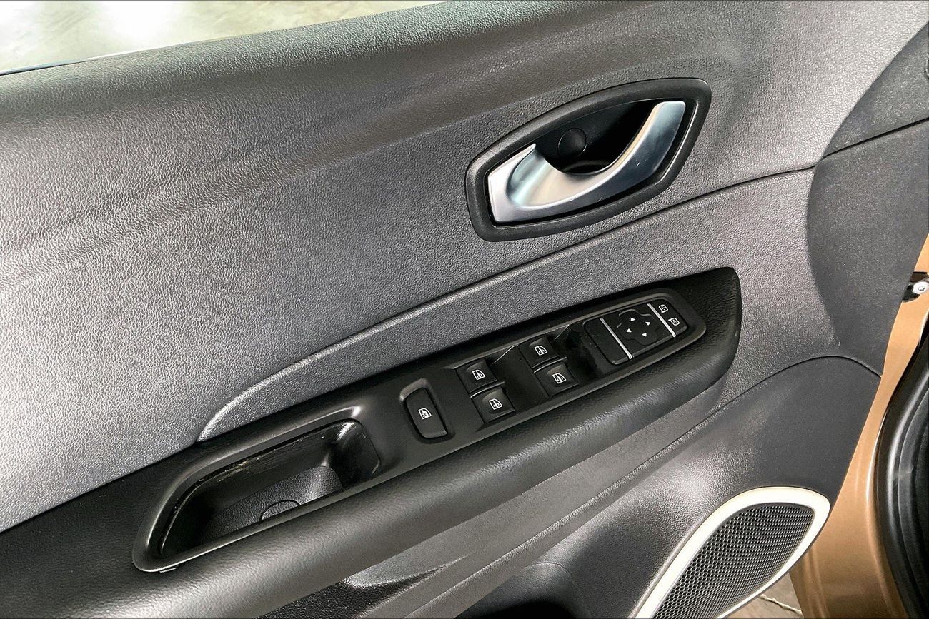 Renault Captur PE | National Day Celebration | Guaranteed Warranty | 0 Down Payment