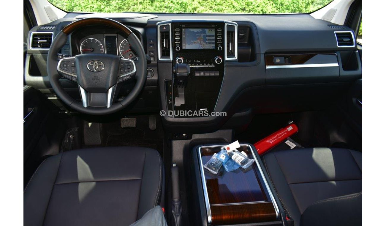 تويوتا جرافينا Premium V6 3.5L Petrol 6 Seat Automatic - Euro 4