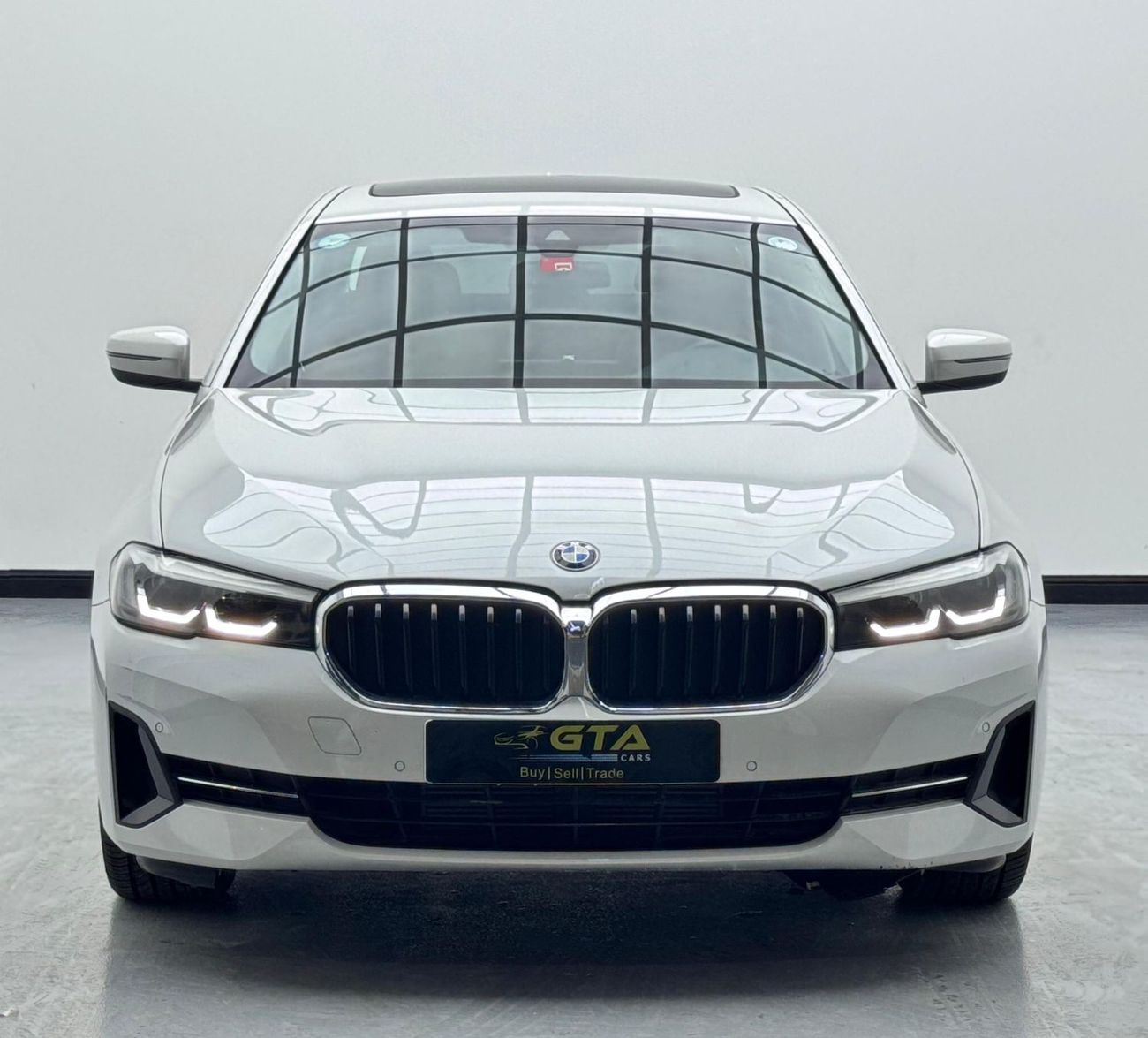 BMW 520i Std 2.0L 2021 BMW 520i, 1 Year Warranty, Agency Full Service History, GCC