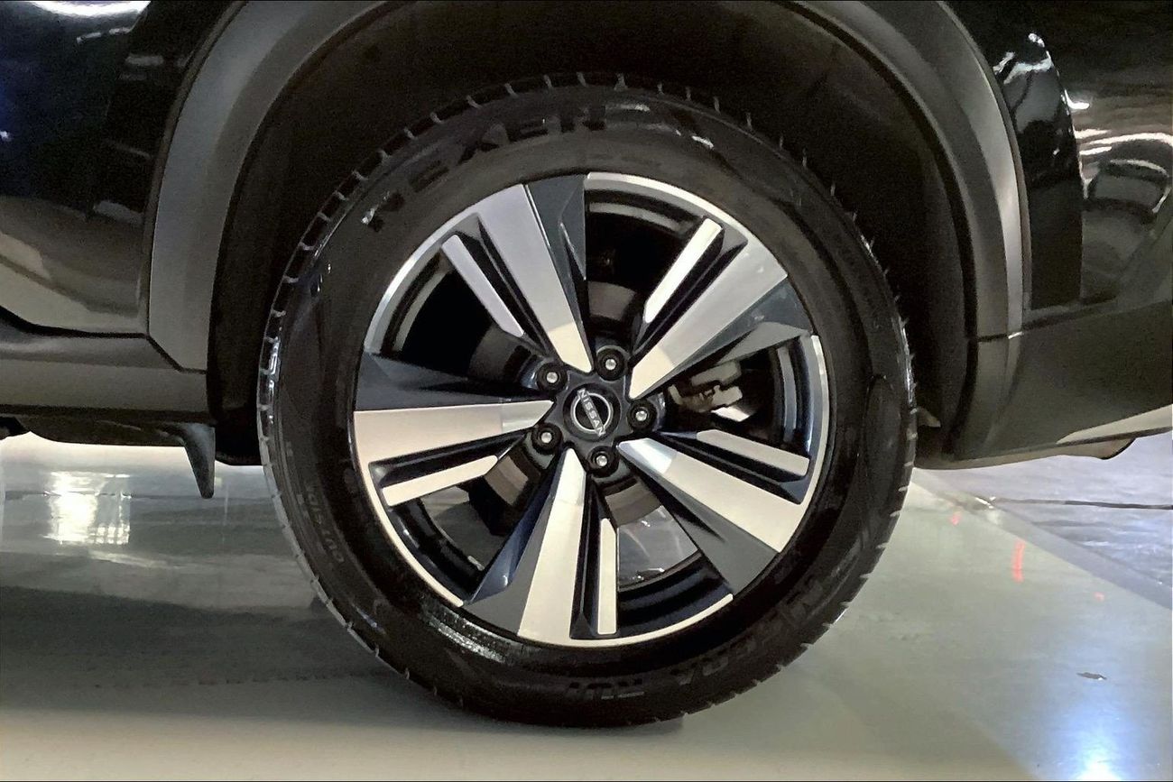 نيسان إكس تريل 2.5 SL 4WD 7STR AUTO | شامل الضمان | 0 ﺪﻔﻋﺓ ﺃﻮﻟﻯ
