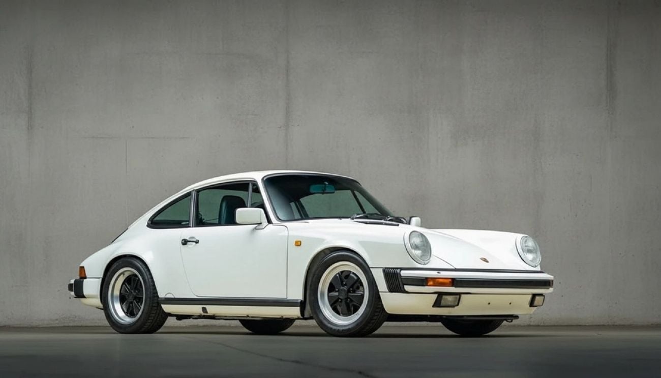 Porsche 911 Carrera Coupe G50