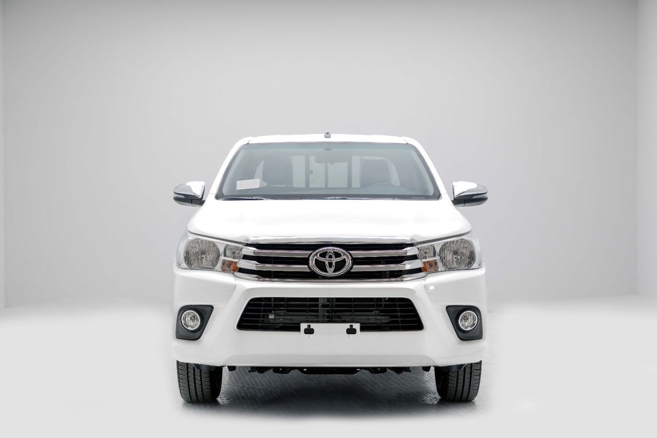 Toyota Hilux 4X2 - 2.7L – Super White Inside Red | Export Only
