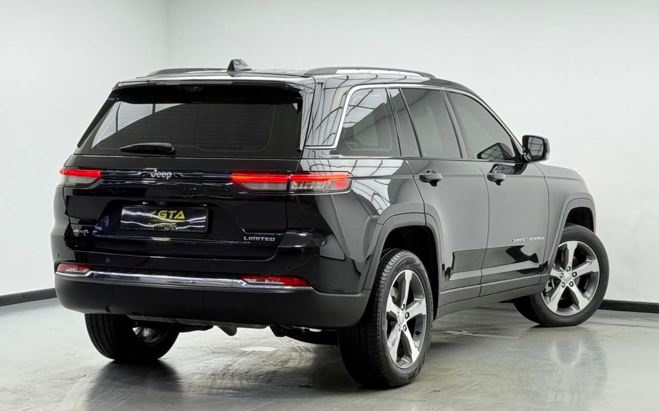 Jeep Grand Cherokee Limited 3.6L 2023 Jeep Grand Cherokee Limited Plus, 2028 Jeep Warranty, Low Km, Excellent Condition,